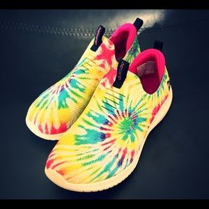 Skechers tie dye